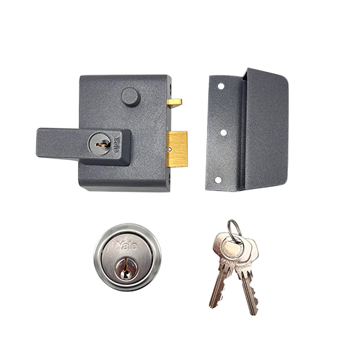 Yale No.2 Auto Deadlocking Nightlatch - Image 4