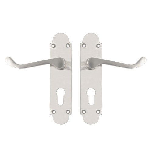 TSS Regent Scroll Lever Handle on Plate Door Furniture - Image 2